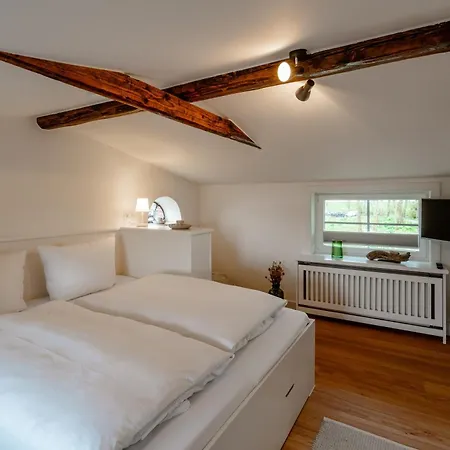 Дом отдыха Sylter Seestern Haus Alter Melkstall