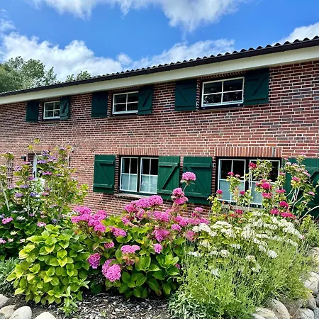 Sylter Seestern Haus Alter Melkstall Дом отдыха Sylt